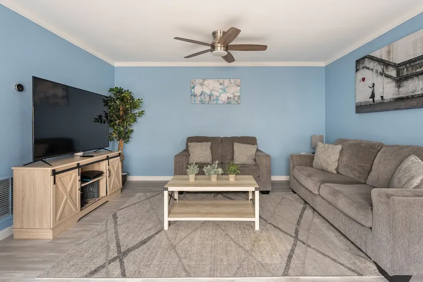 Renovated 2BR/2BA in SODO - Disney 20 Min Drive - Image 1