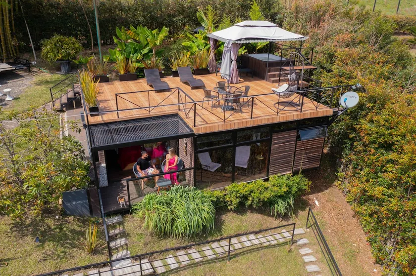 Glamping Lodge Solarium Guatapé vista & breakfast - Image 1