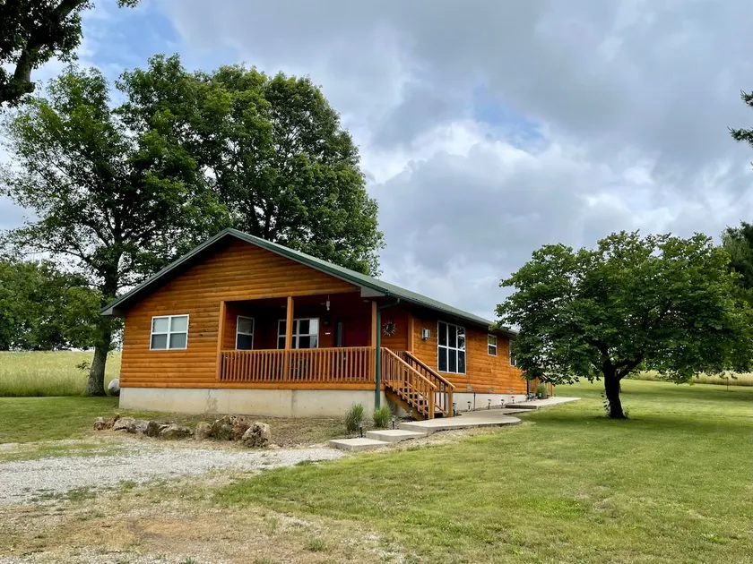 Quiet Country Retreat - Image 1