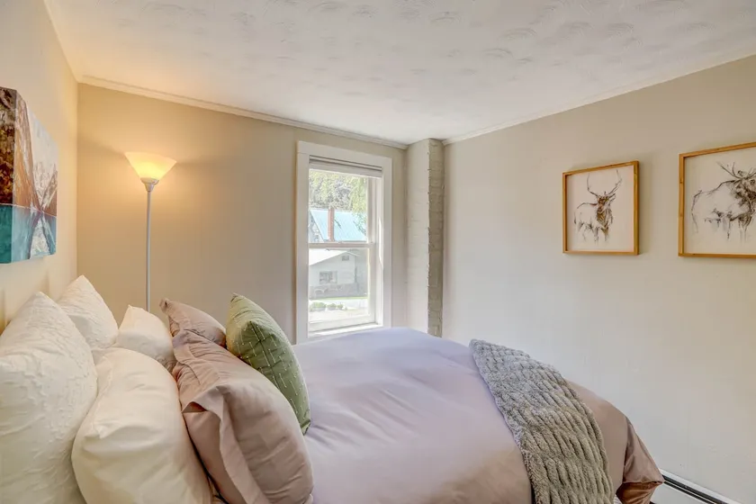 ~Sutton Suite~Cute! Best location! - Image 1