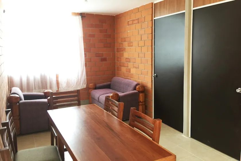 Basic apartment with air conditioning - Image 1
