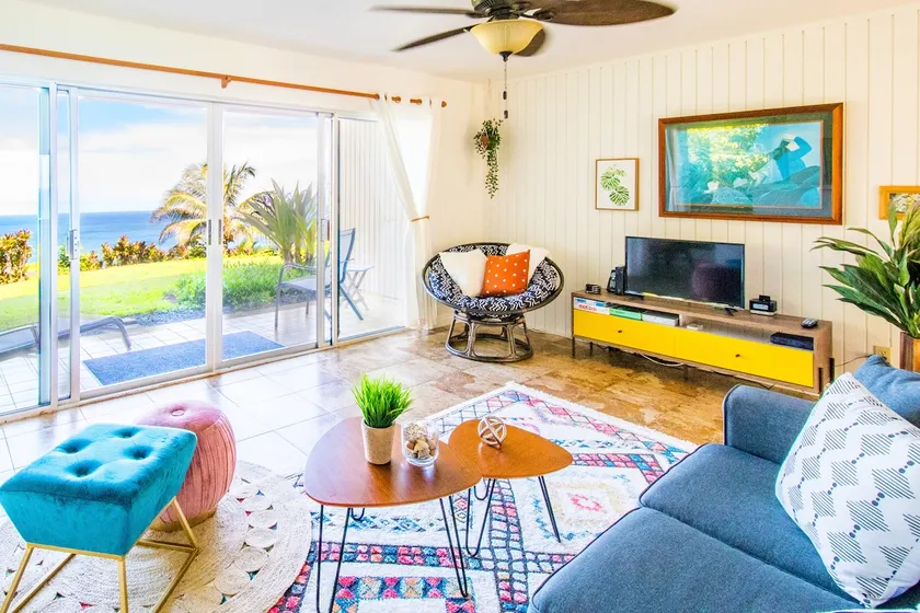 The Hideaway - Pali Ke Kua Ocean Views (with AC!) - Image 1