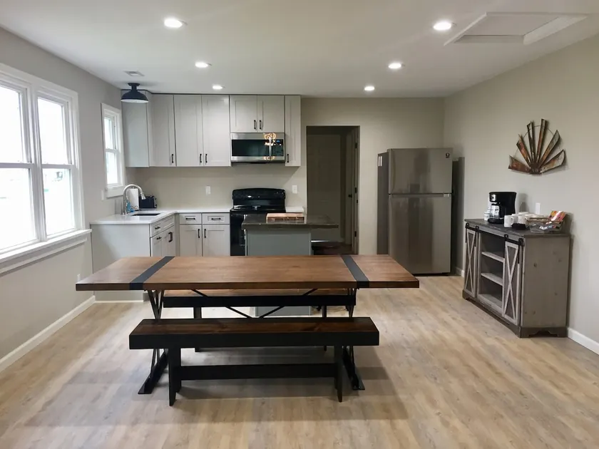 Entire 3BR/2BA house w/spacious backyard fire pit - Image 1