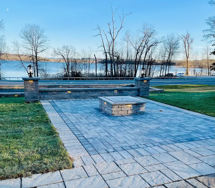 Gorgeous Views of Round Lake, Minutes to Saratoga - Image 1