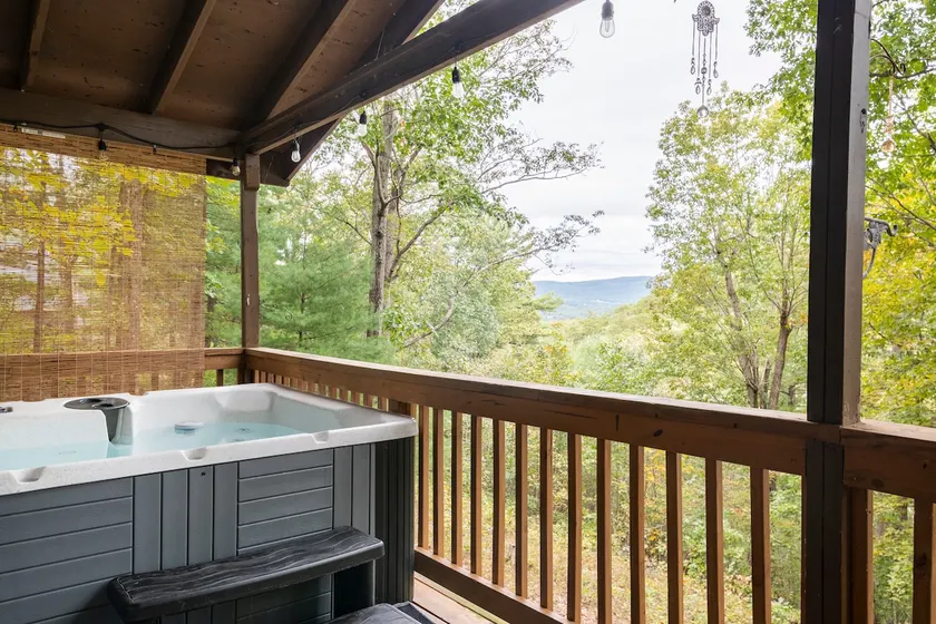Modern Eclectic Treetop Cabin ~ Hottub ~ Romantic - Image 1