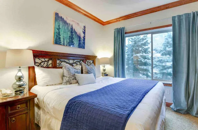 Beautiful Location, Amazing Amenities! - Image 1
