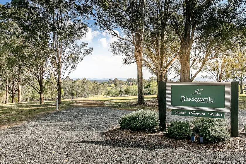 Blackwattle Luxury Wattle Spa Retreat - Image 1