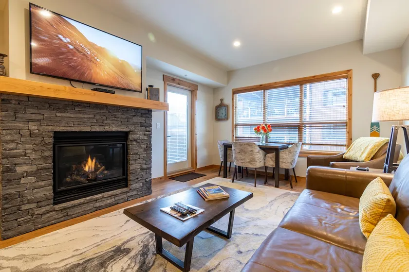 Luxury Escape in Canmore! - Image 1