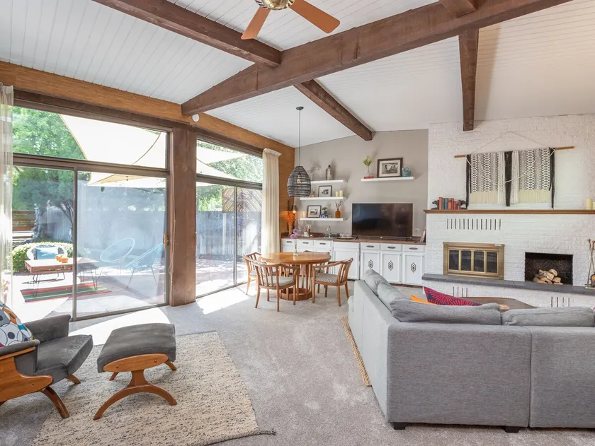 Mid-century modern home on the Bench - Image 1