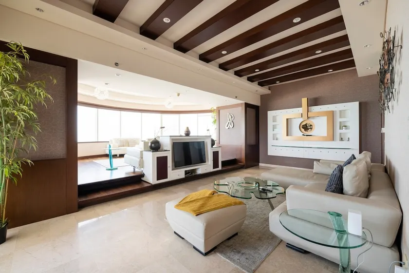 Vivacious 4BR With Sea & Marina View - Image 1