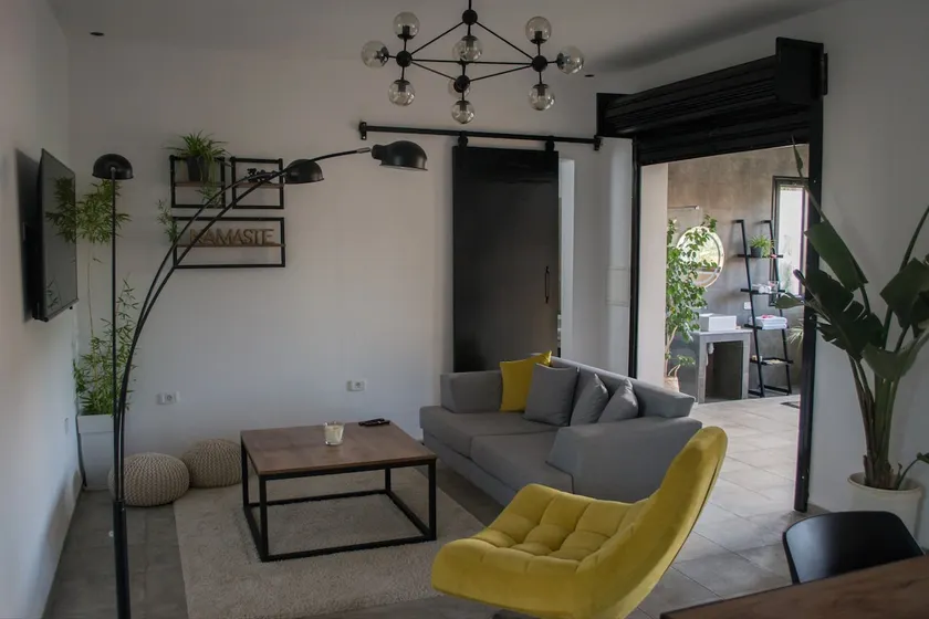 *New* Industrial Style Modern Loft in Bizerte - Image 1