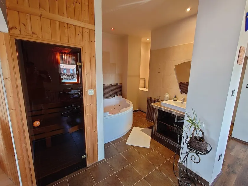Wellness Lakás - Image 1