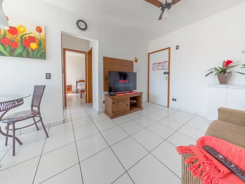 Apartment in the Vereda Building, in the Center of Ubatuba SP - Image 1
