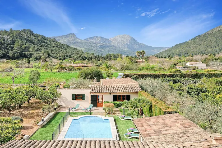 Holiday House Pont Roma by BeBreeze Mallorca - Image 1