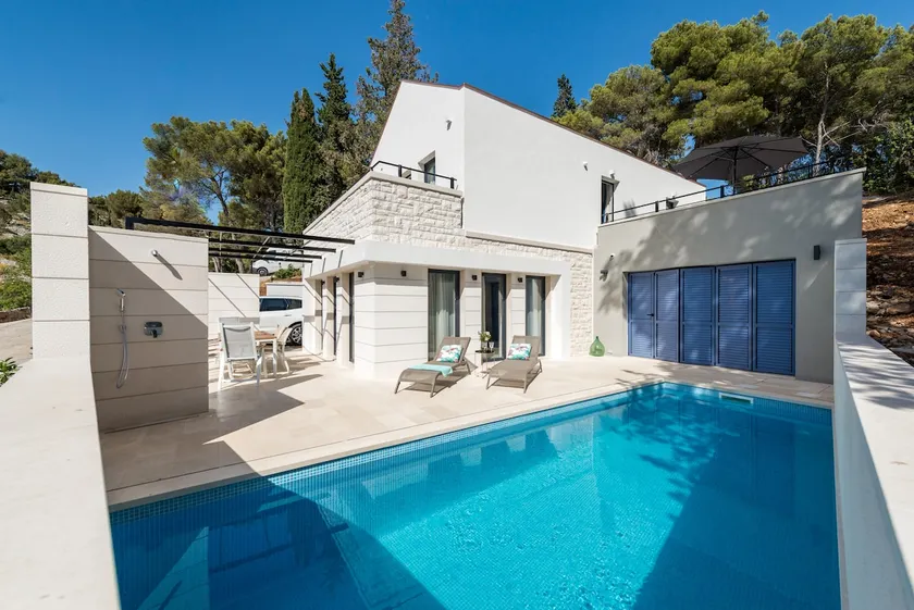 VILLA ELEMENTA - A peaceful retreat - Image 1