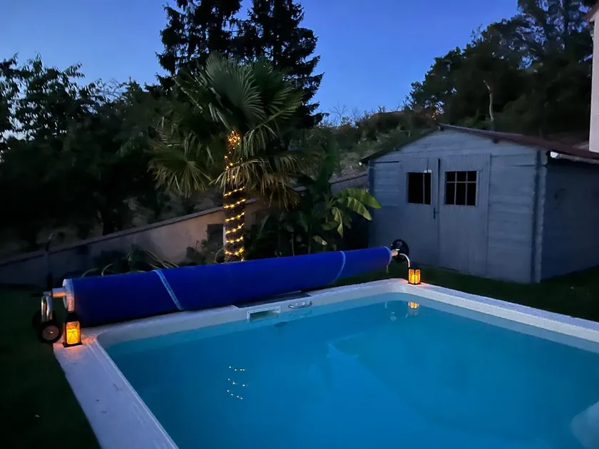 Nice house in town - Image 1