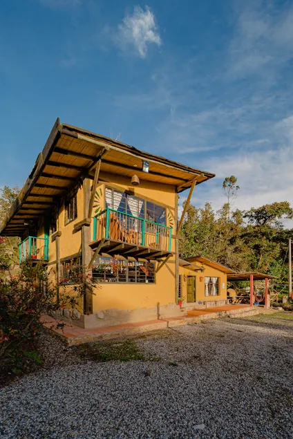Mamapacha Refuge, a living house in the forest - Image 1