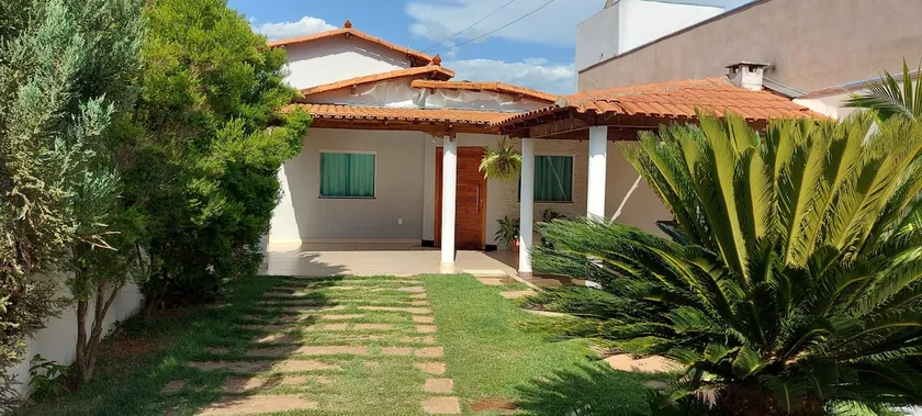 Beautiful house with 2 bedrooms in the Planalto neighborhood - Image 1