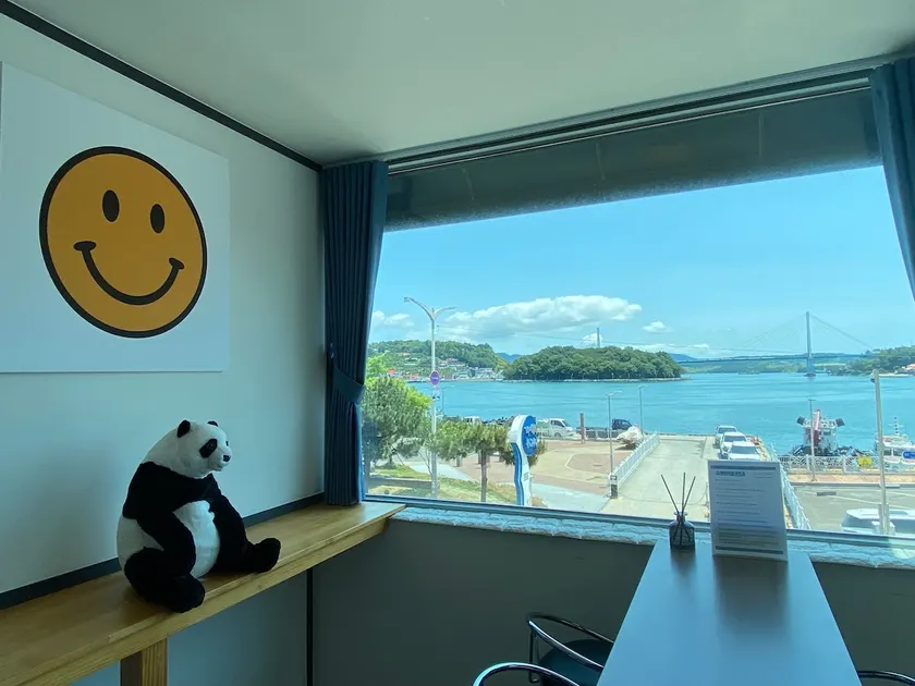 10 seconds from Yi Sun-sin Square/Namhae Panorama View 'Moonlight Sea' | Private Yeosu Ocean House for Families - Image 1