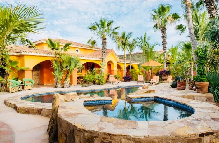 Iconic Beachfront walkable to town w/ new Casitas! - Image 1