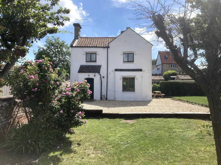 Wensum Cottage - Image 1