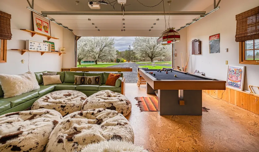 Grateful Woods Farmhouse w/ Hot Tub & Firepit - Image 1