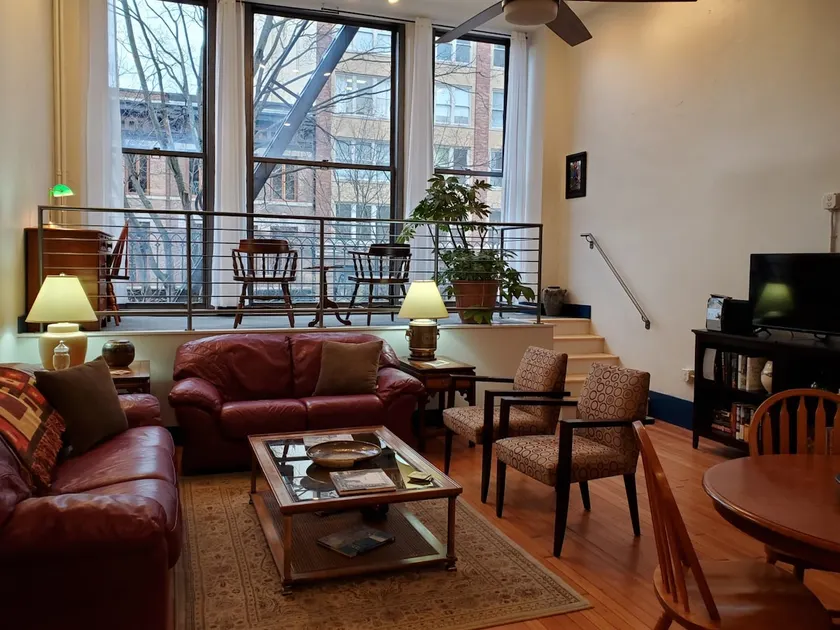 Renovated Historic 2nd Floor Loft in Heart of Downtown Birmingham - Image 1