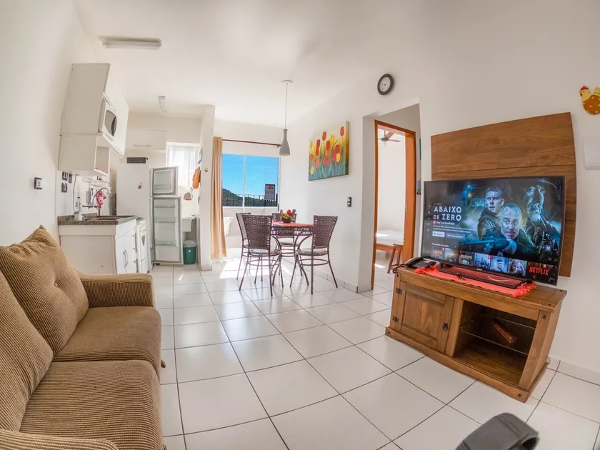 Apartment Centro Ubatuba Prox Praia do Cruzeiro - Image 1