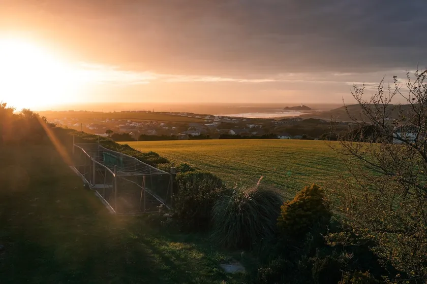 Spacious Sea-View Apt. Overlooking St Ives Bay - Image 1