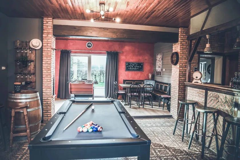 Le Petit Bistrot, country house, 3 stars - Image 1
