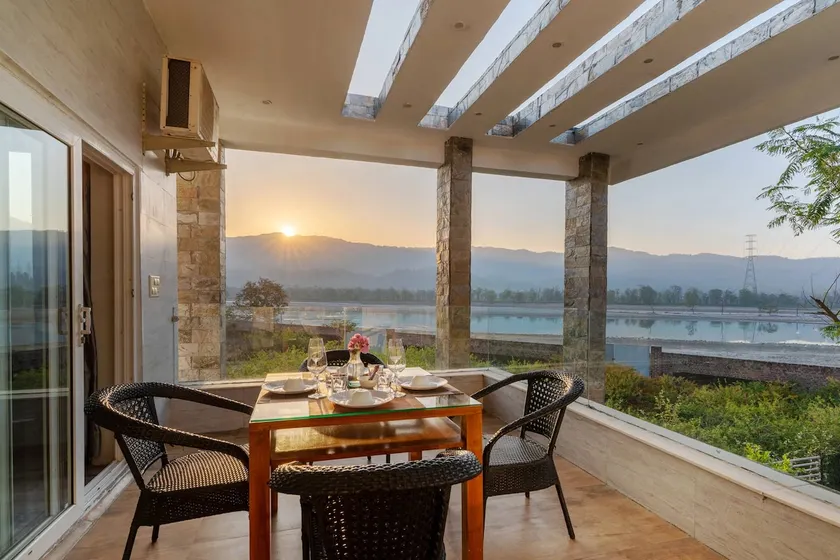 3BR RiverView +WiFi StayVista Vista Divine - Image 1