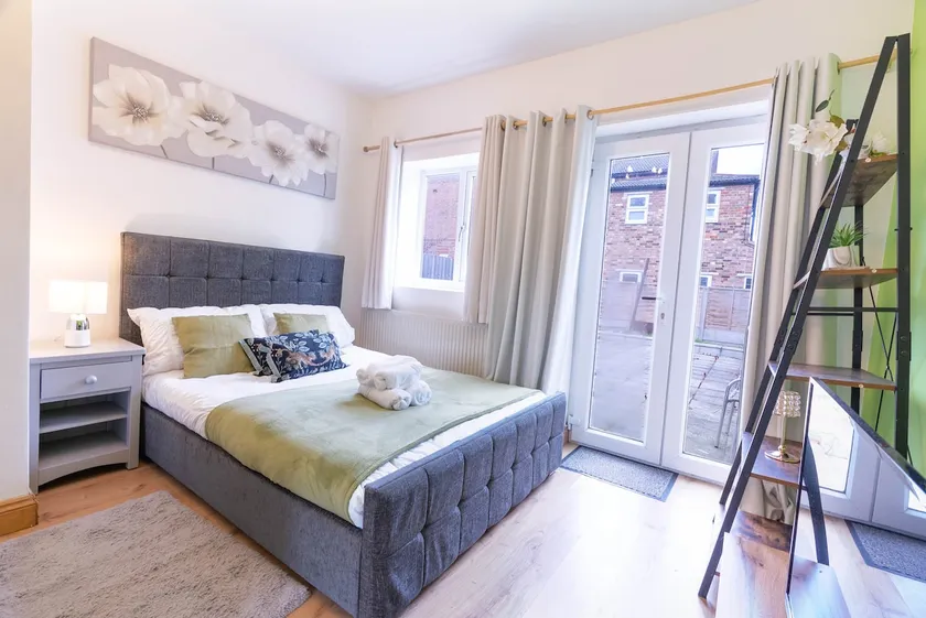 1 Bedroom Flat Luton Town, Station Free Parking090 - Image 1