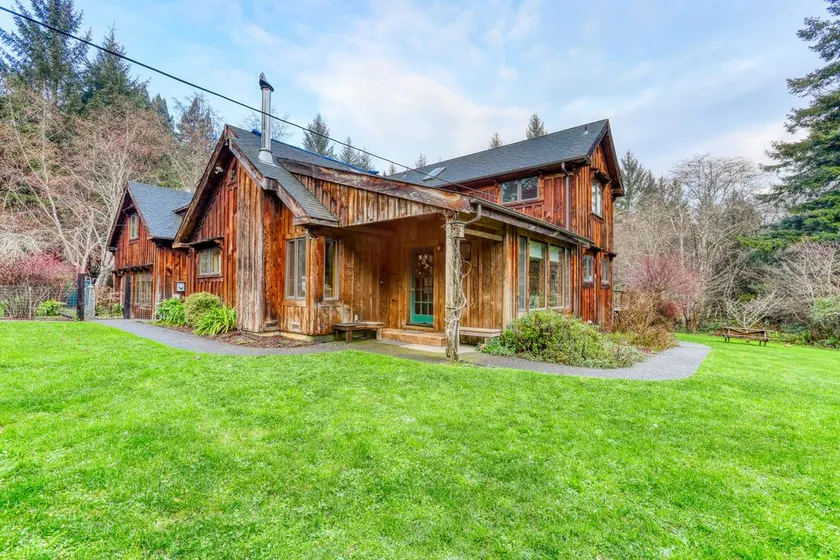 Custom Home in Sunny Fieldbrook - Image 1