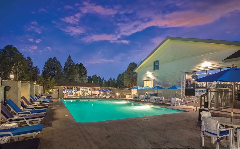 HOME AWAY FROM HOME ★ 2 Bedroom Deluxe Suite!! - Image 1