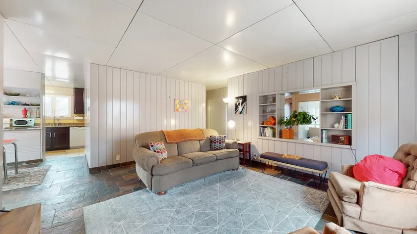 • Iconic Lustron home with 2 king beds • - Image 1