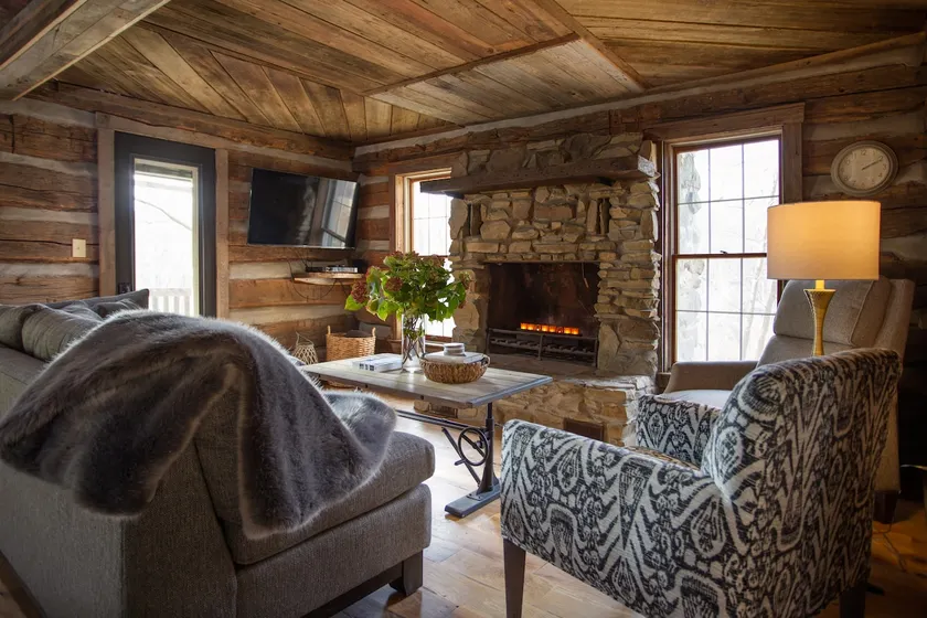 The Manor @ The Mohicans Treehouse Resort - Image 1