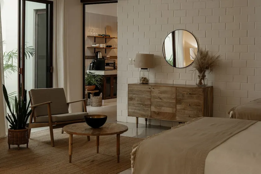 Narrativ Lofts - Serena - Beautiful Colonial Suite - Image 1