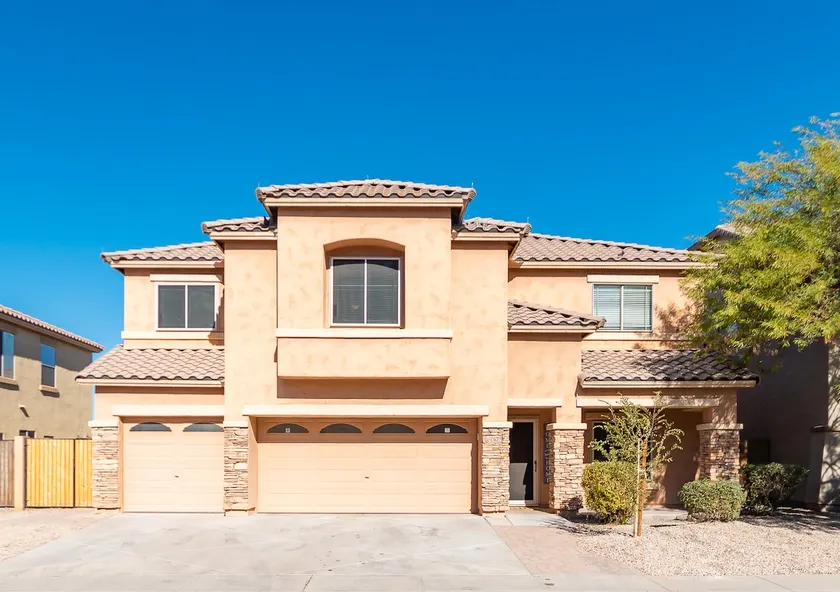 heated Private pool 5bd 3 ba 3 garage Laveen - Image 1