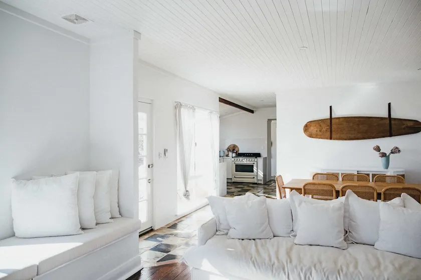 Duke Haus - newly renovated coastal luxe - Image 1
