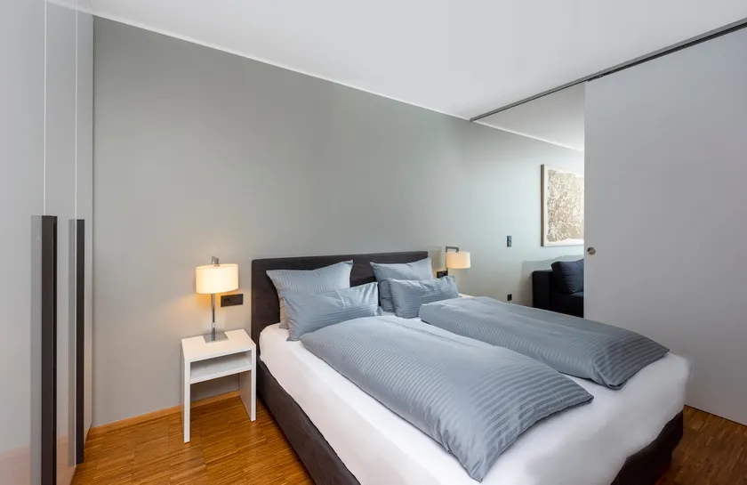 Design apartment with lake view - Image 1