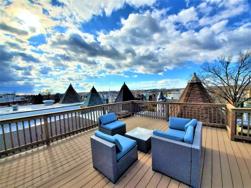 Modern Historic DC Home: Rooftop, 5BR, Sleeps 10 - Image 1