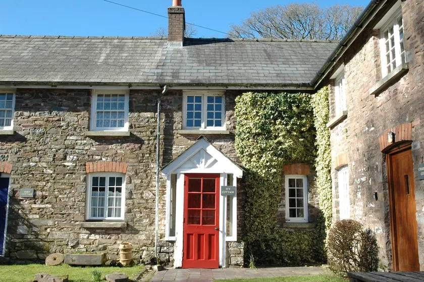 Ivy Cottage, in the heart of the Brecon Beacons - Image 1