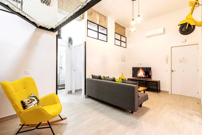 Alcala Loft - Image 1