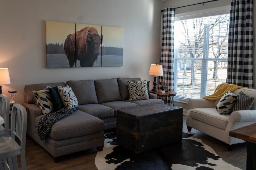 Legacy Park Townhome #6 *On Campus!* - Image 1