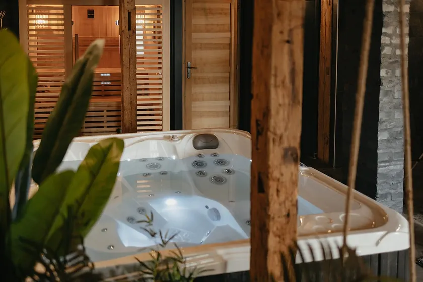 Les Secrets d'Honfleur **** Private spa, sauna, cinema Honfleur center - Image 1