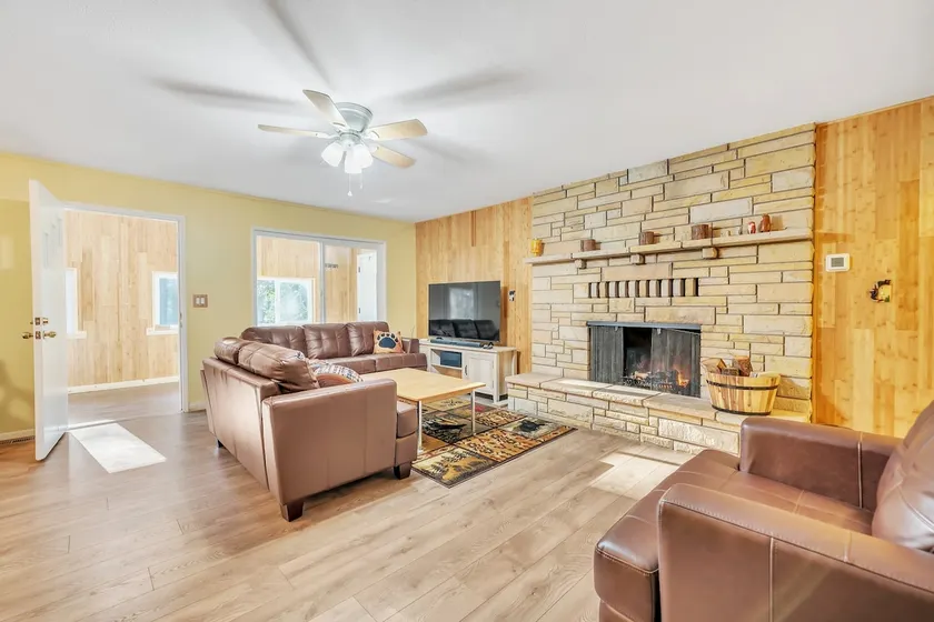 Private Pioneer Mountainside Getaway! - Image 1