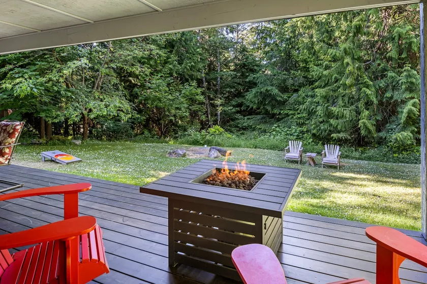2 acres of seclusion near Roche Harbor Resort! - Image 1