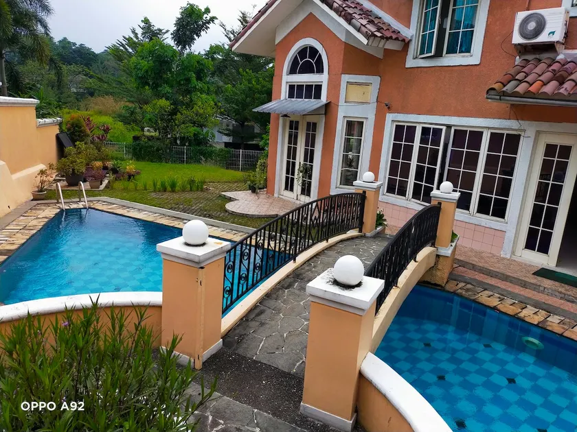 GETAWAY place with the house of Eagles (650m²) - Image 1