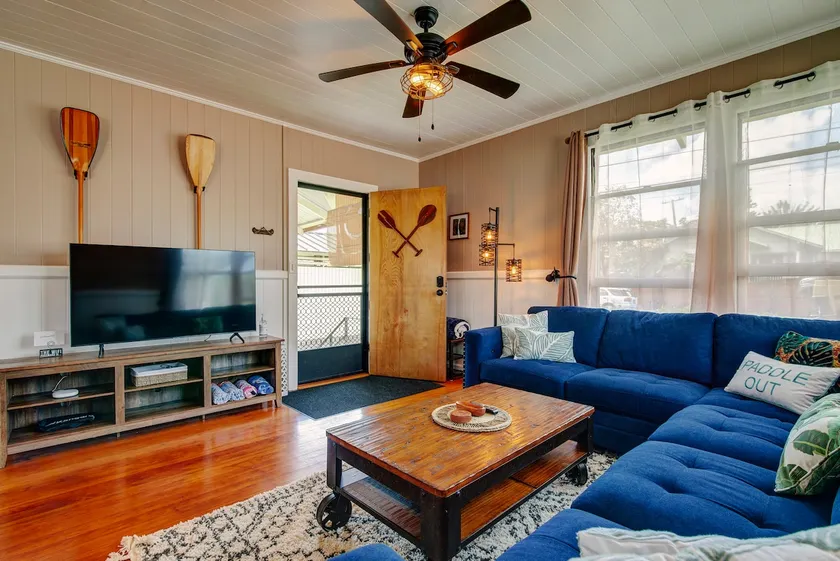 NEW Paddler's Inn- 3BR Hilo Downtown - Image 1