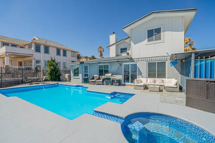 Mountain Ridge Pool House - Image 1